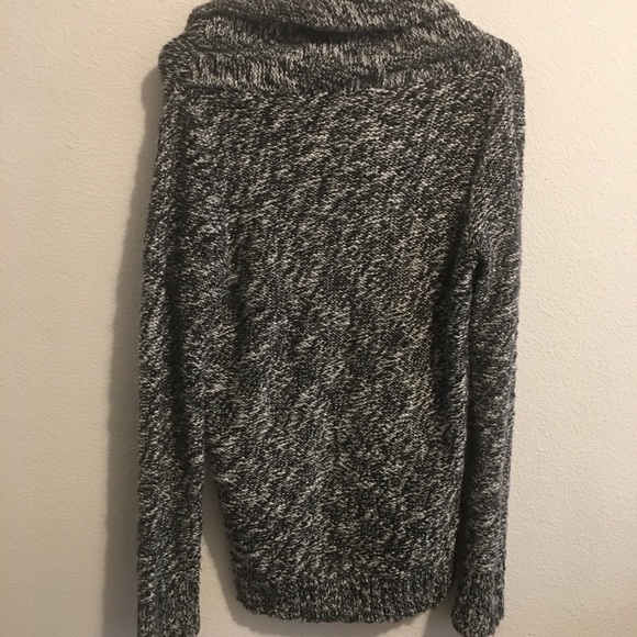 Cardigan - Picture 2 of 2